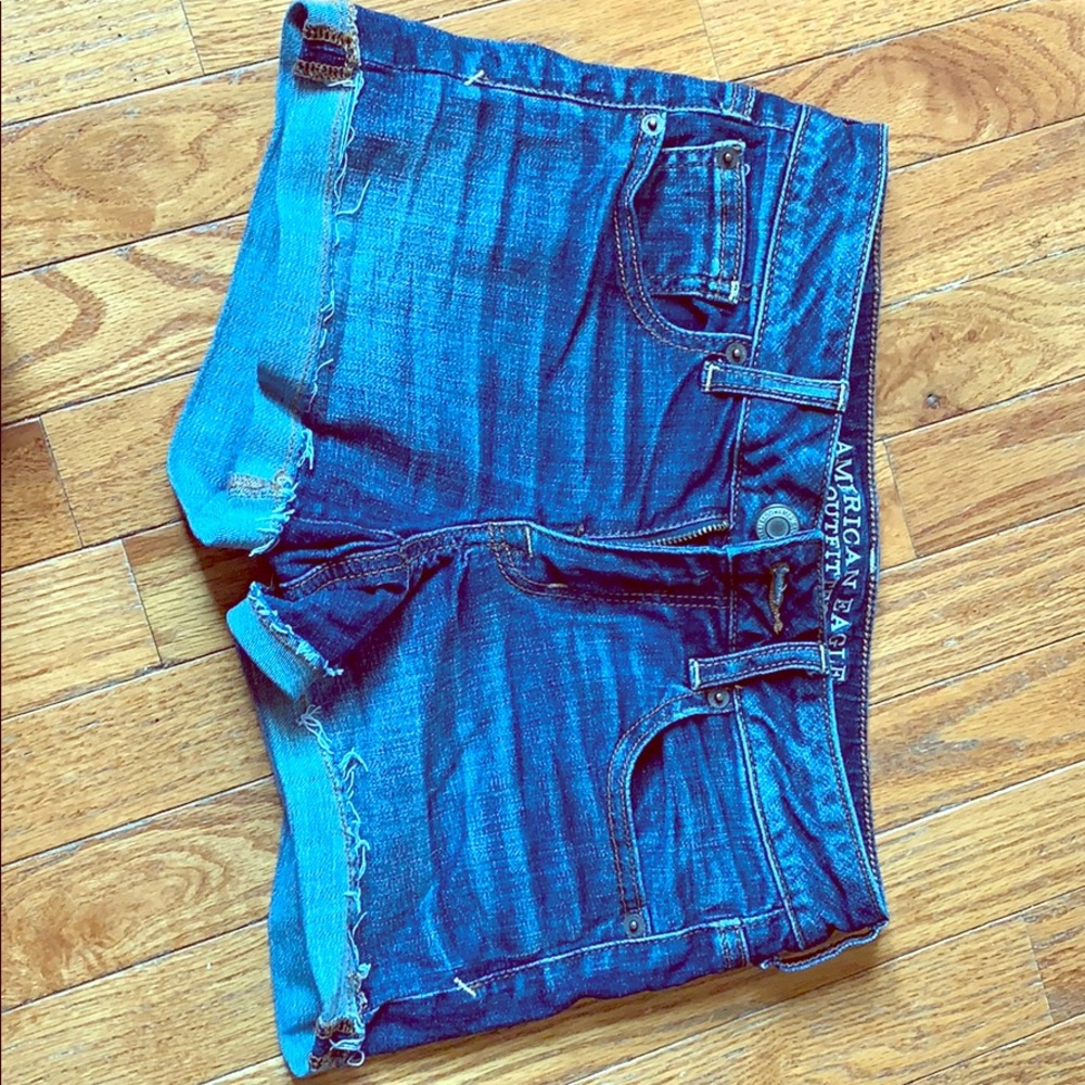 American Eagle Jean shorts- like new!
